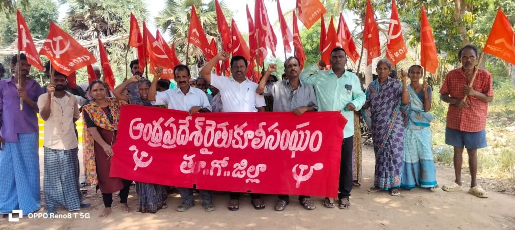 పెంచిన గ్యాస్ ధరలు తగ్గించాలి-కర్నాకుల డిమాండ్